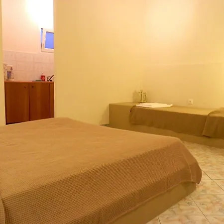 Parasporos Village 4* אדאמאס