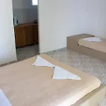 Parasporos Village 4*
