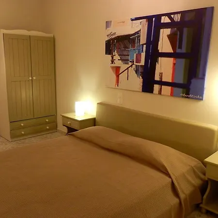 Aparthotel Parasporos Village 2*