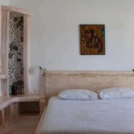 Parasporos Village Adamantas (Milos)